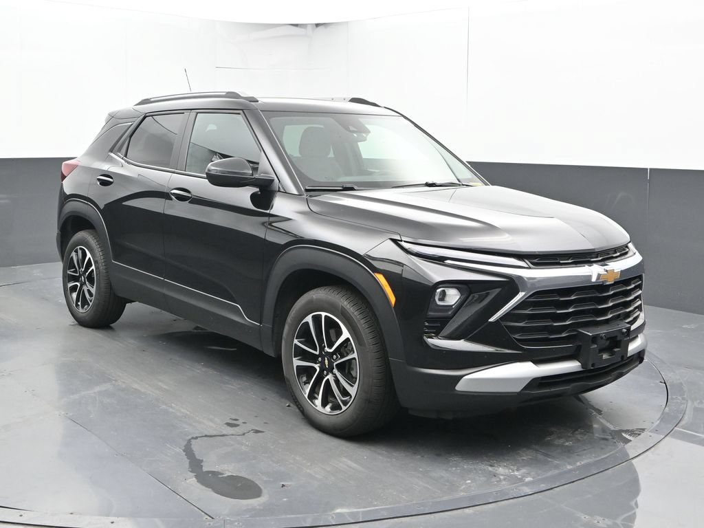 Used 2025 Chevrolet TrailBlazer LT AWD/4WD image 5