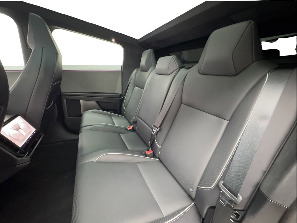 Used 2025 Tesla Cybertruck AWD Crew Cab image 26