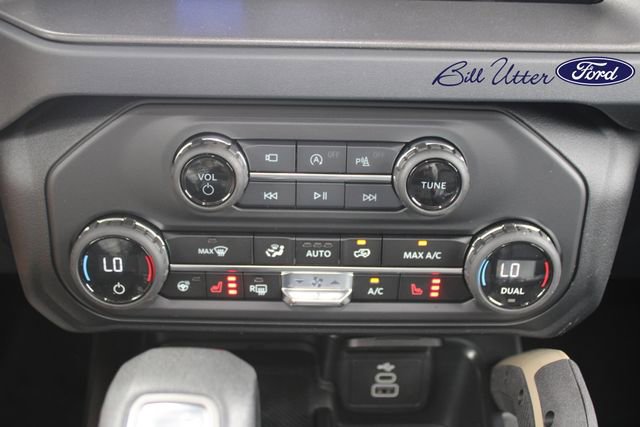 New 2026 Ford Bronco Badlands image 14