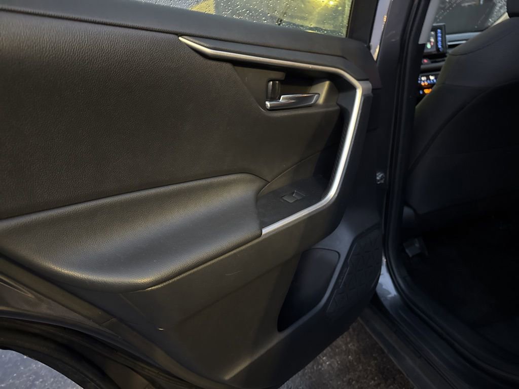 Certified 2020 Toyota RAV4 XLE image 23