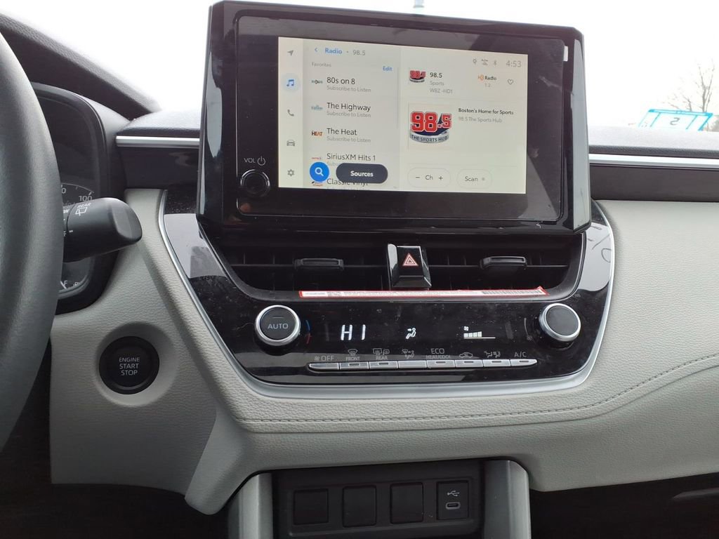 Used 2025 Toyota Corolla Cross LE w/ Moonroof Package image 16