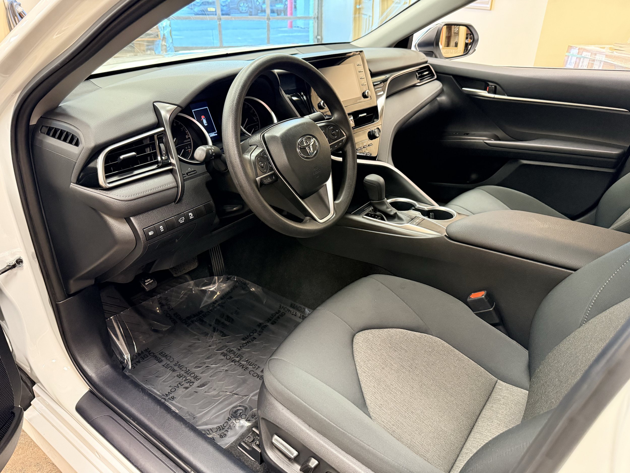 Used 2023 Toyota Camry LE FWD image 6