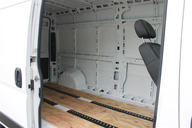 Used 2024 RAM ProMaster 2500 w/ Safety Group image 11
