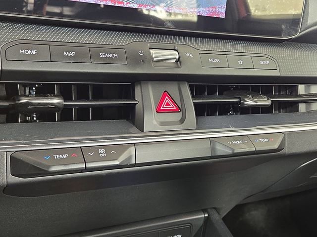 Certified 2025 Kia K4 GT-Line image 21