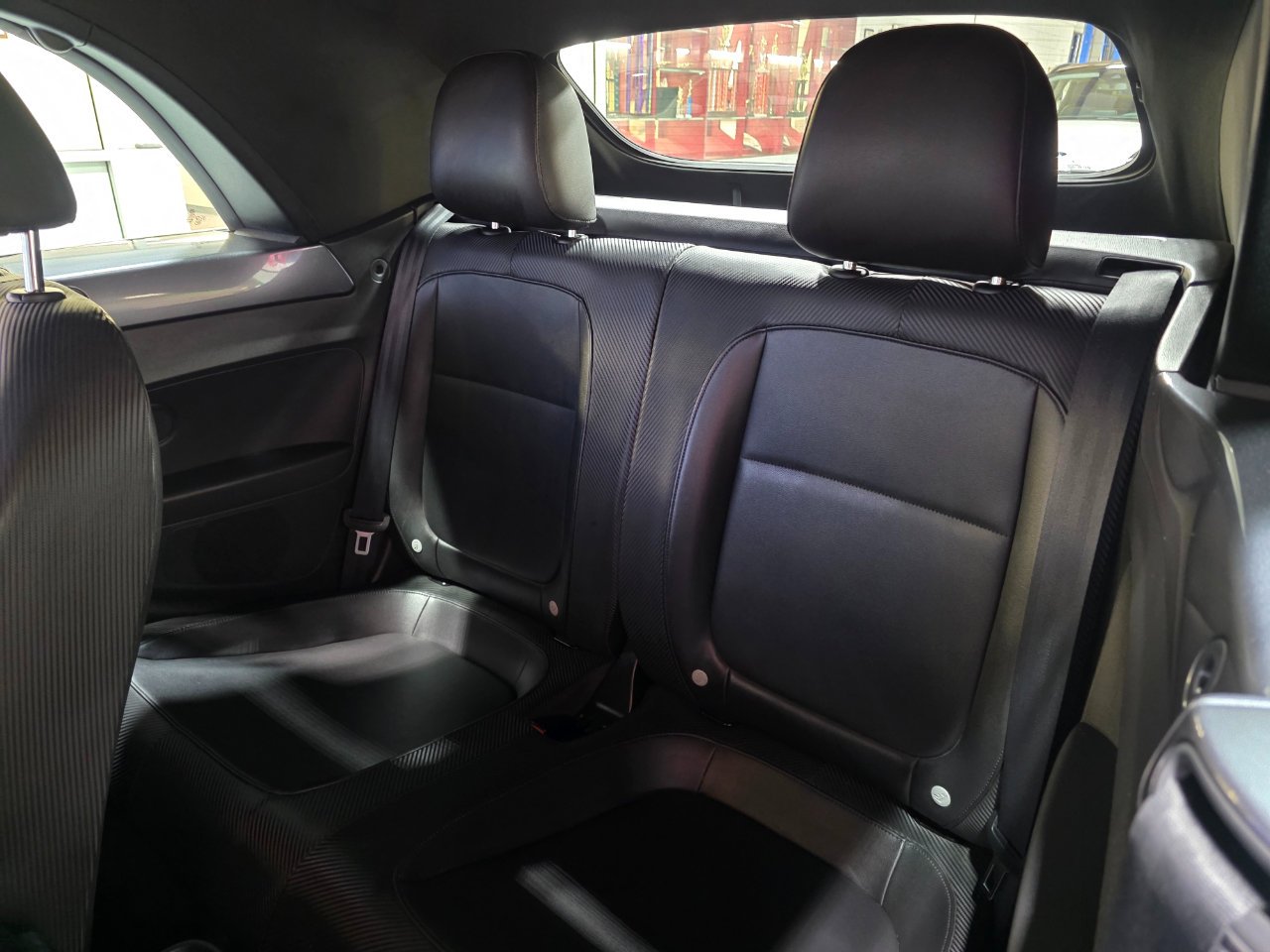 Used 2013 Volkswagen Beetle TDI image 23