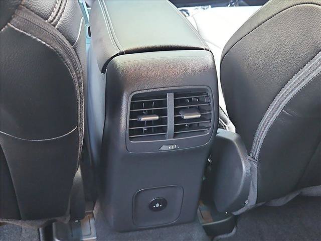 Used 2026 Ford Escape SE w/ PHEV Premium Package FWD image 18