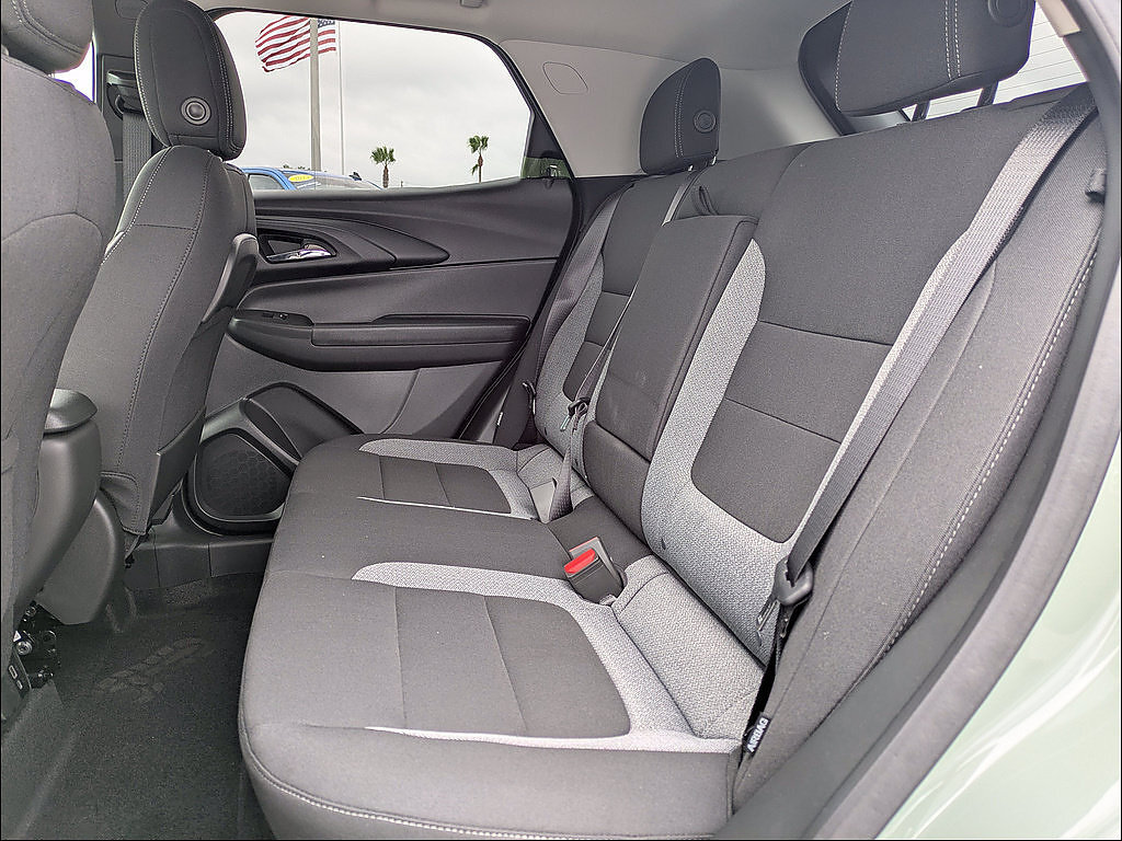New 2026 Chevrolet TrailBlazer LT w/ Convenience Package FWD image 14