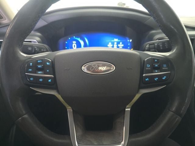 Used 2020 Ford Explorer Platinum w/ Premium Technology Package AWD/4WD image 22