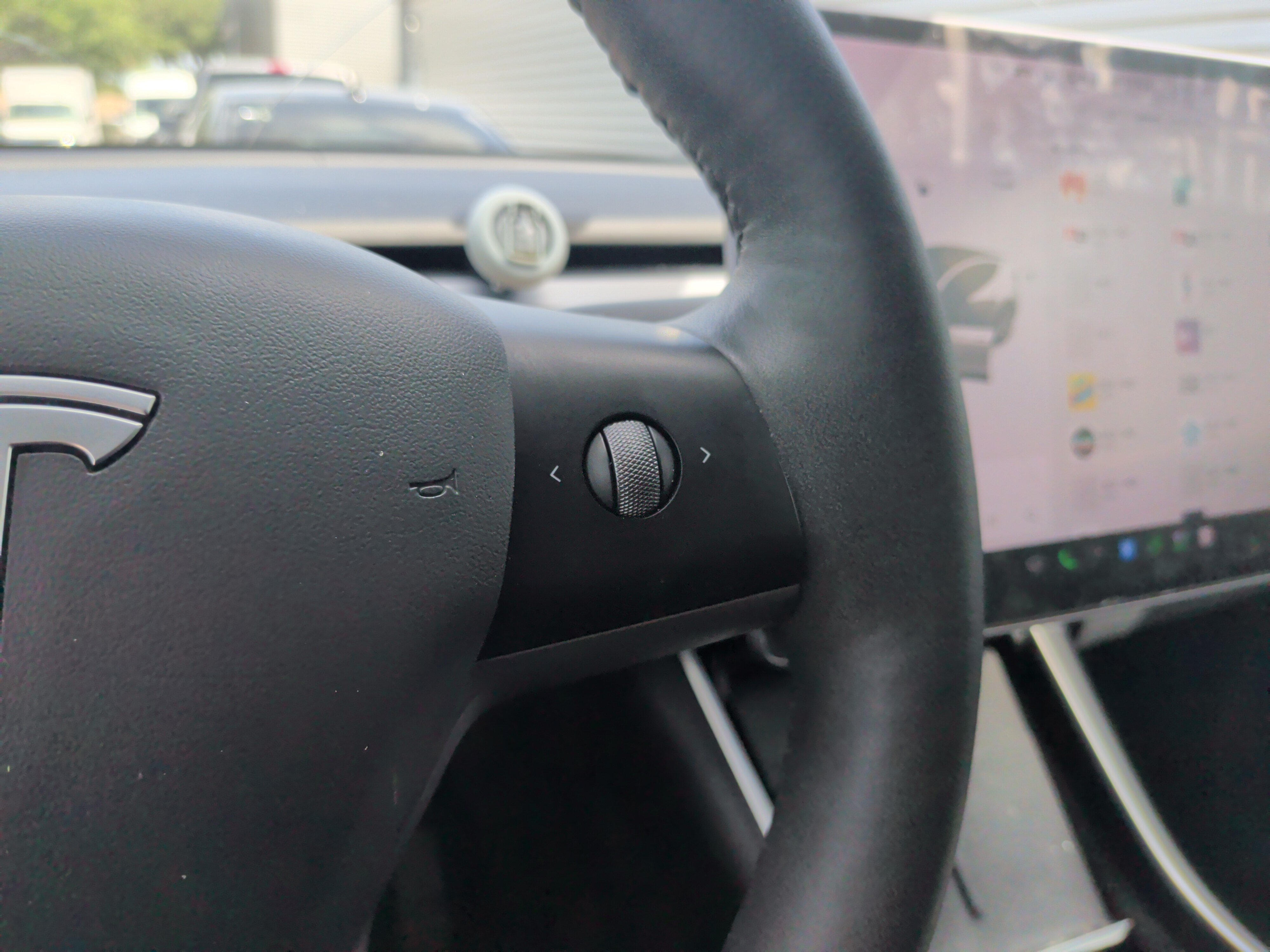 Used 2021 Tesla Model Y Long Range AWD/4WD image 19