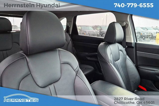 Used 2024 Kia Sorento S w/ Panoramic Sunroof Package image 30