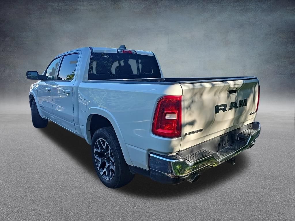 Used 2025 RAM 1500 Laramie AWD/4WD image 8