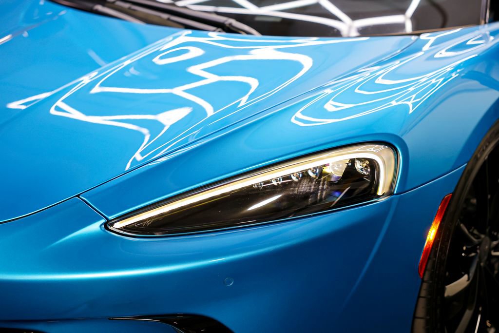 Used 2025 McLaren GTS image 27