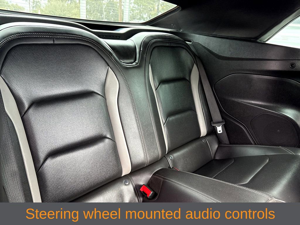 Used 2019 Chevrolet Camaro LT RWD image 12