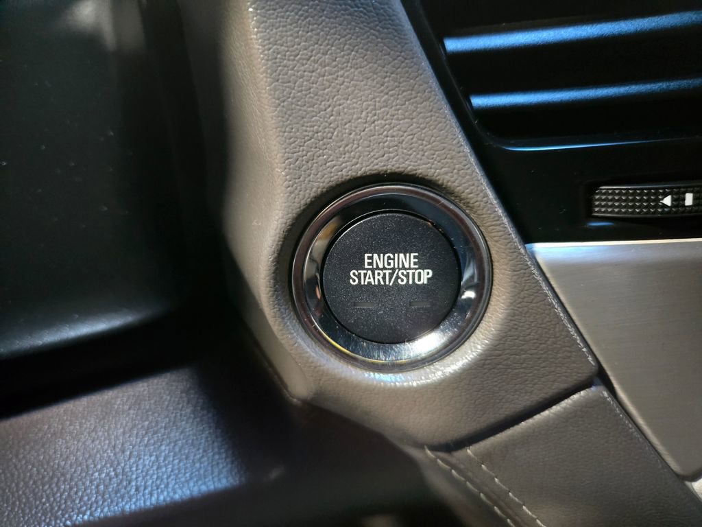 Used 2019 GMC Yukon XL Denali w/ Open Road Package image 19