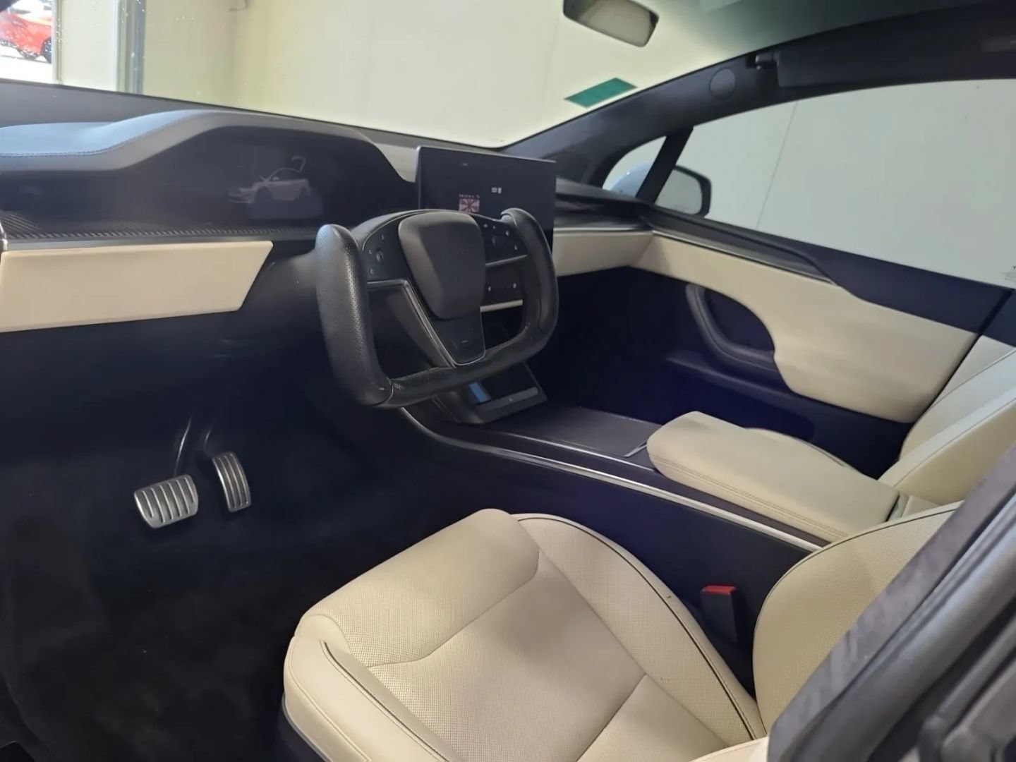 Used 2022 Tesla Model X Plaid AWD/4WD image 11