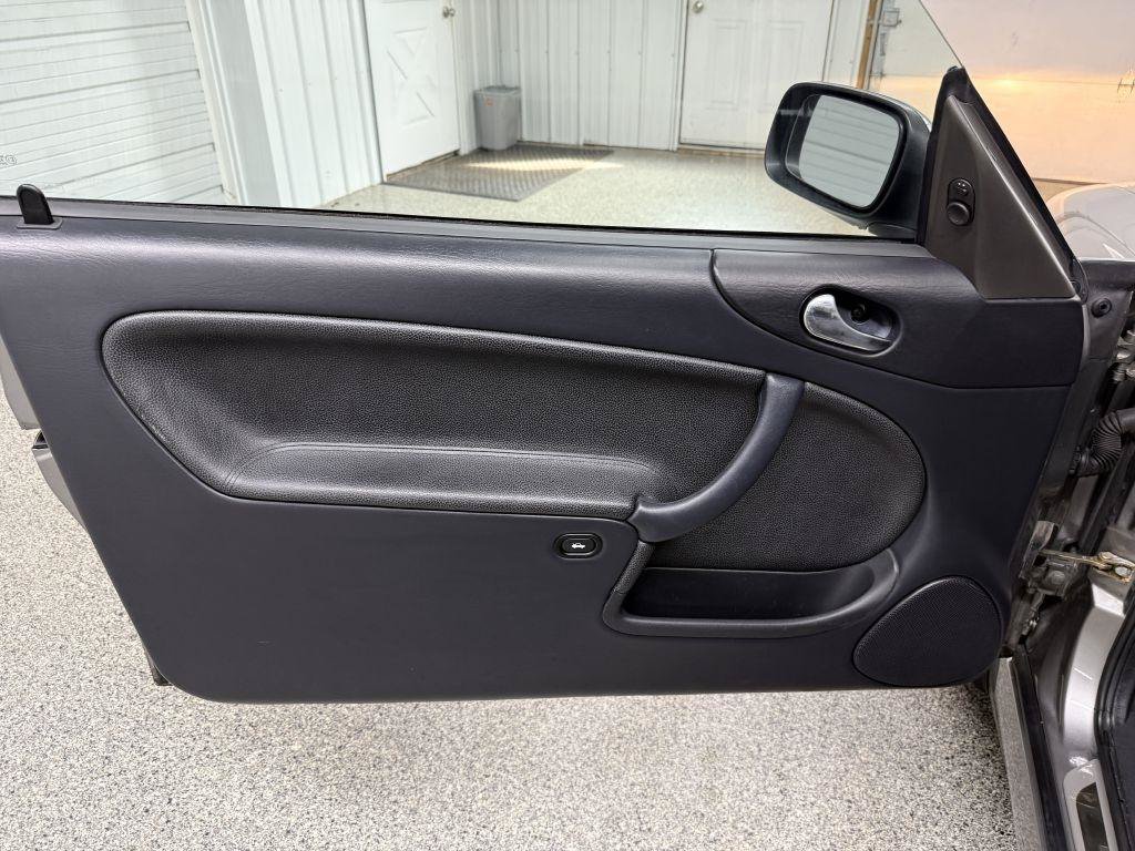 Used 2002 Saab 9-3 Viggen FWD image 25