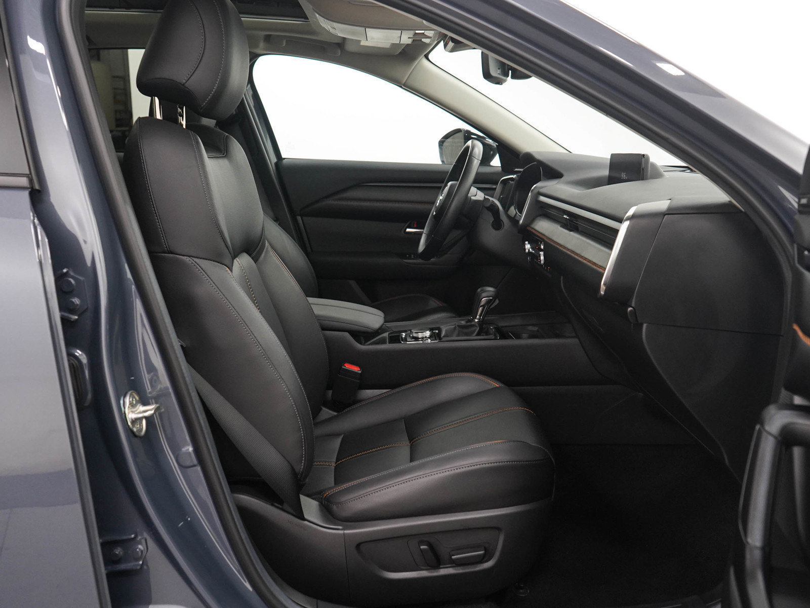 Used 2024 MAZDA CX-50 AWD 2.5 S w/ Weather Package image 11