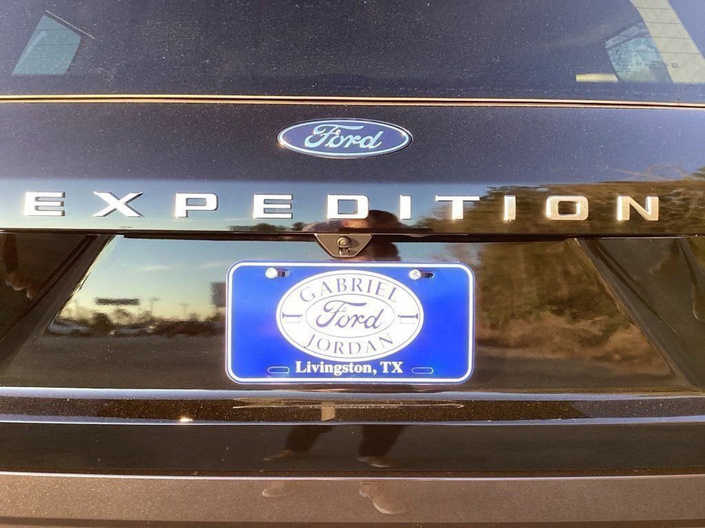 New 2026 Ford Expedition Platinum w/ Driver's Package AWD/4WD image 21