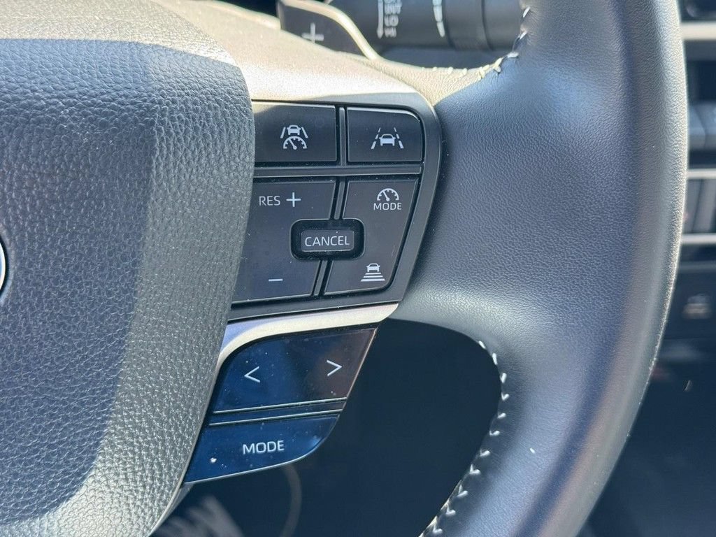 Certified 2025 Toyota Camry SE FWD image 22