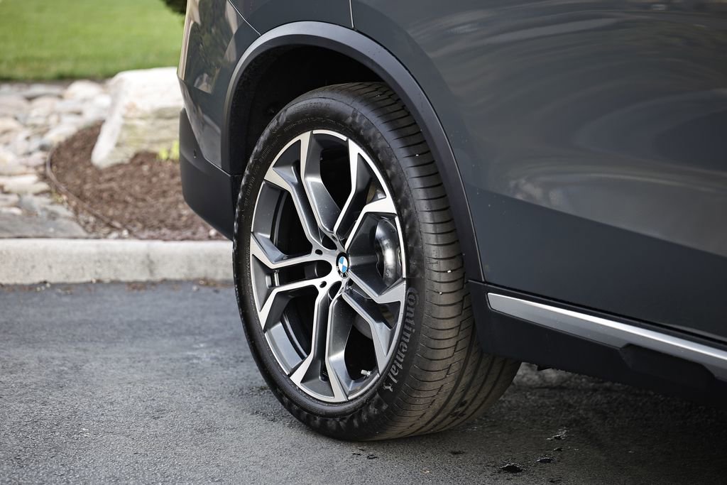 Certified 2026 BMW X5 xDrive40i image 6