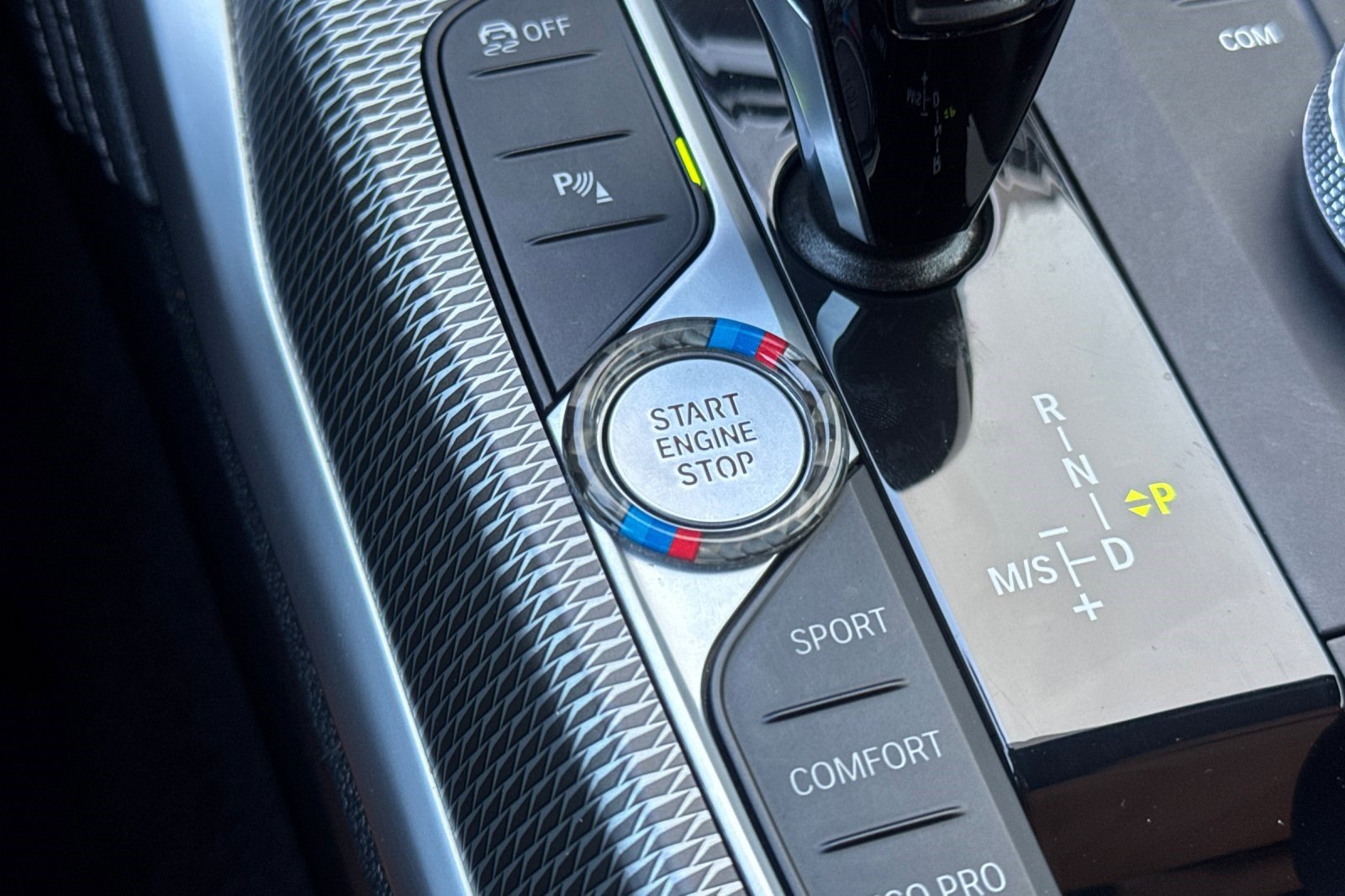 Used 2022 BMW M440i Coupe w/ M Carbon Exterior Package image 33