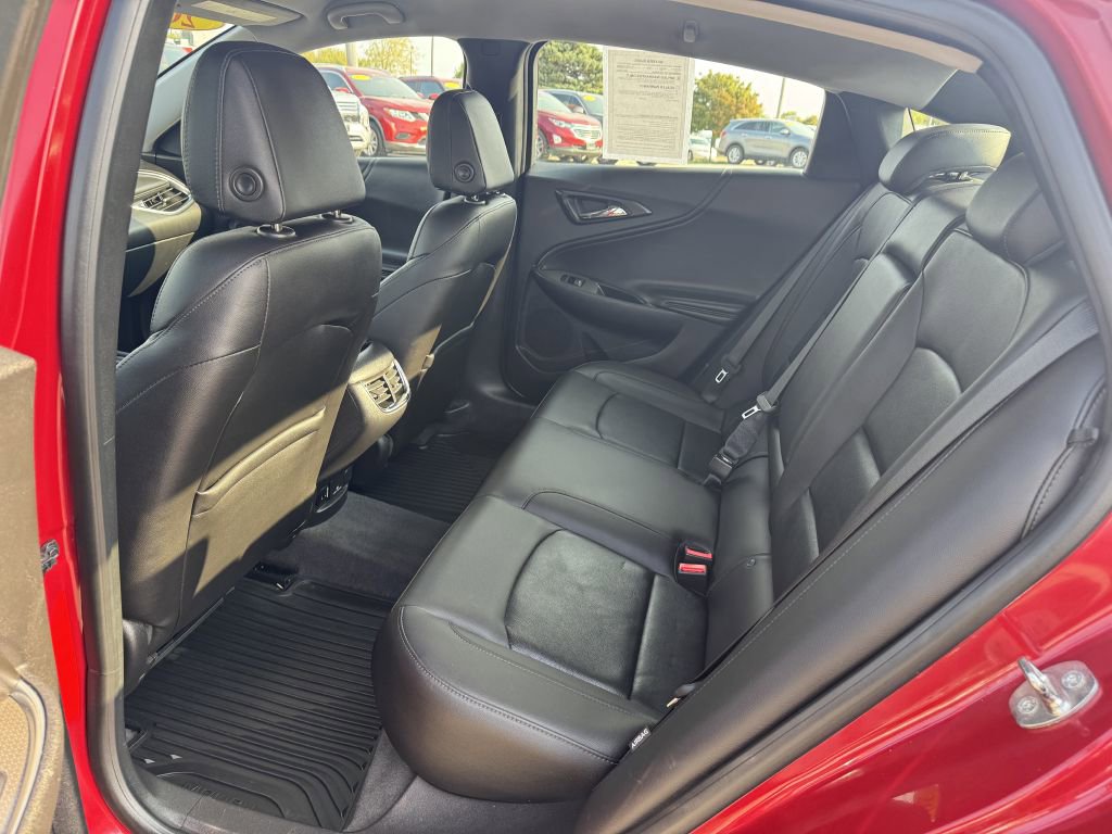 Used 2016 Chevrolet Malibu LT w/ Leather Package image 18