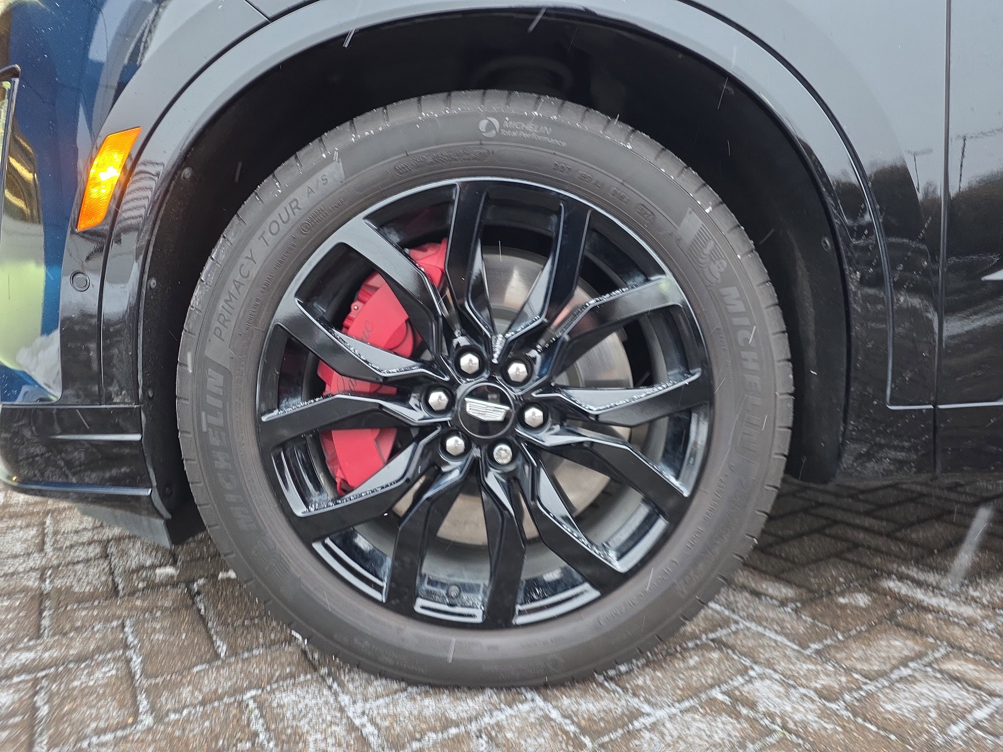 Used 2023 Cadillac XT6 Sport w/ Platinum Package image 11