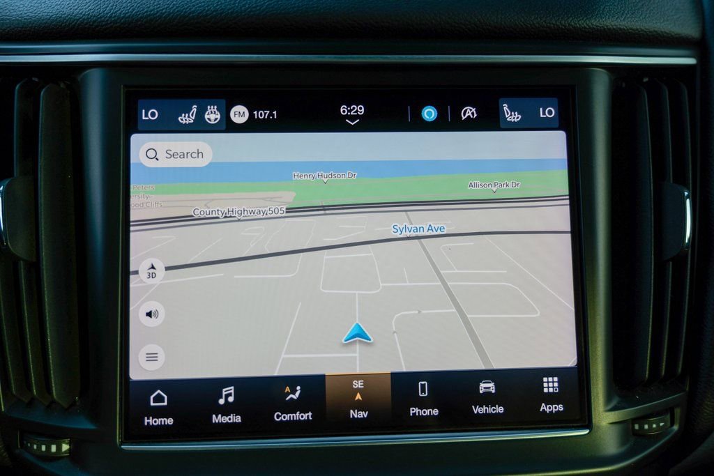 Used 2022 Maserati Levante GT image 47