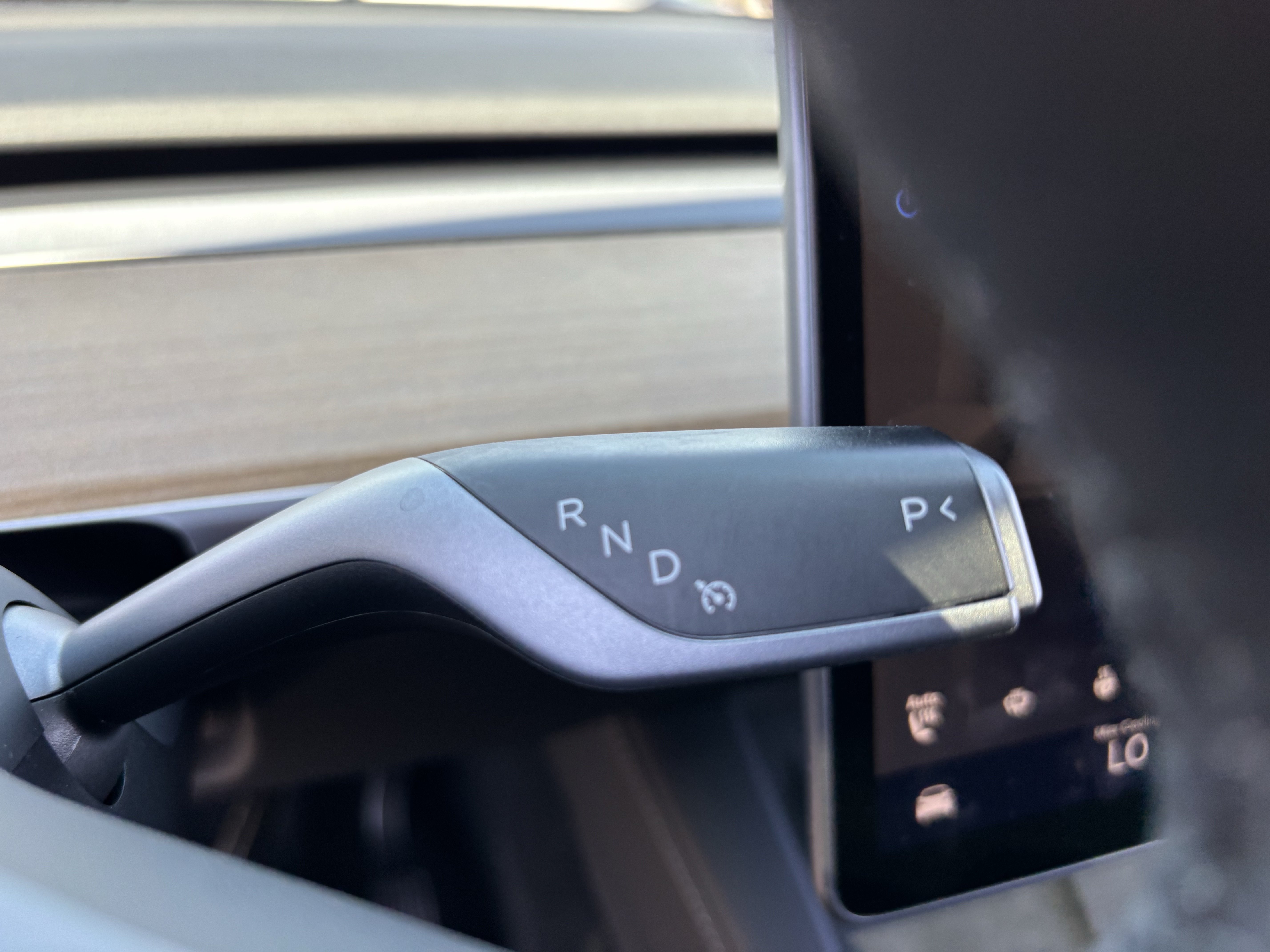 Used 2024 Tesla Model Y Long Range AWD/4WD image 26