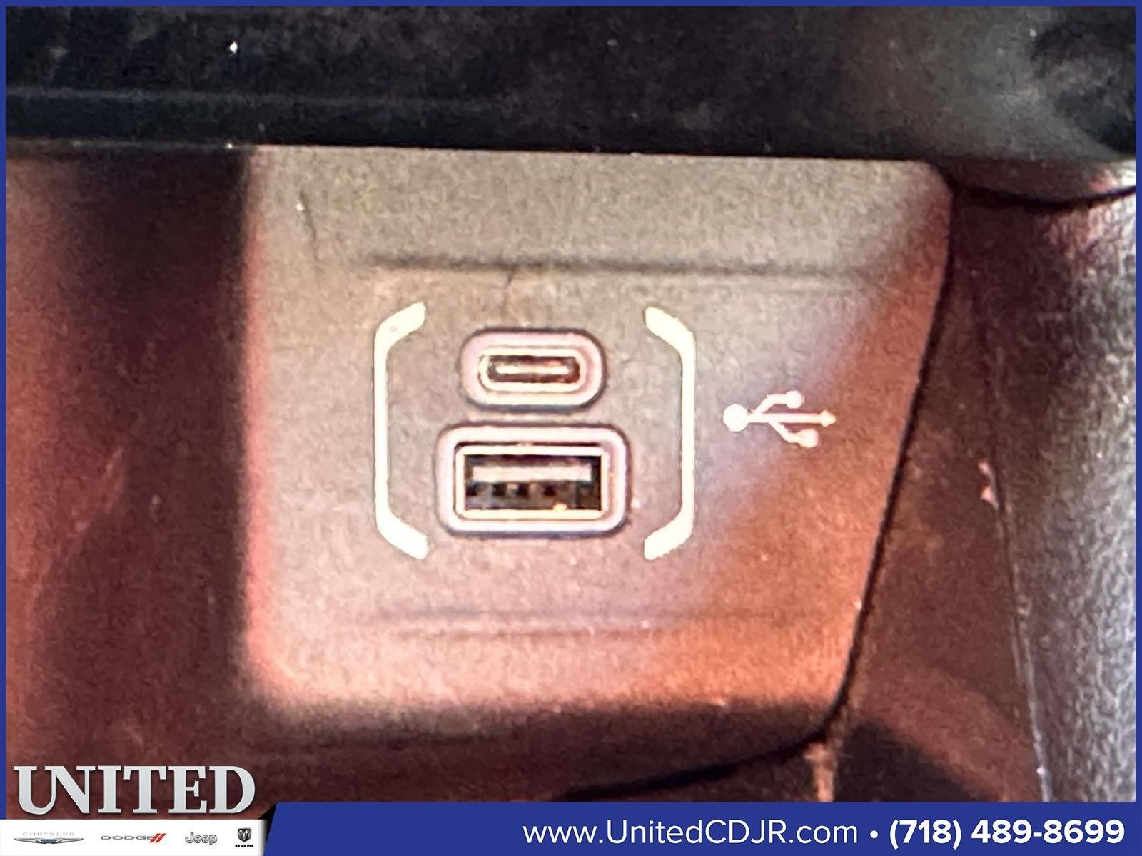 Used 2022 Jeep Compass Latitude image 30