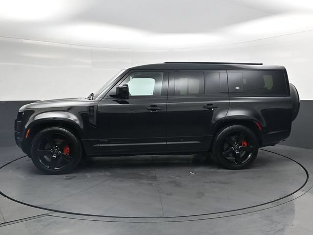 Used 2024 Land Rover Defender 130 X AWD/4WD image 9
