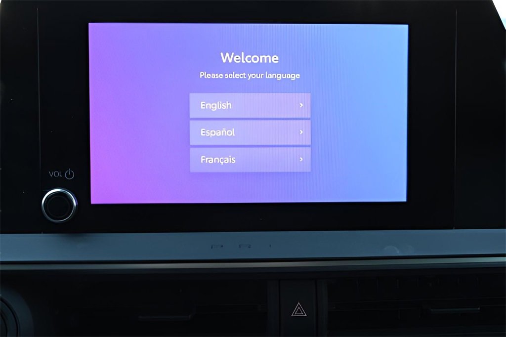 Certified 2023 Toyota Prius XLE image 13