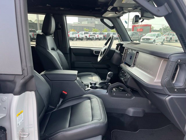 New 2026 Ford Bronco Outer Banks w/ Sasquatch Package AWD/4WD image 11