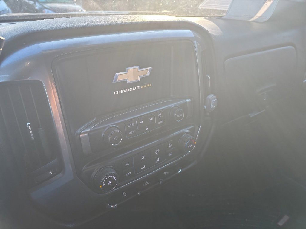 Used 2018 Chevrolet Silverado 1500 LT w/ Trailering Package image 12