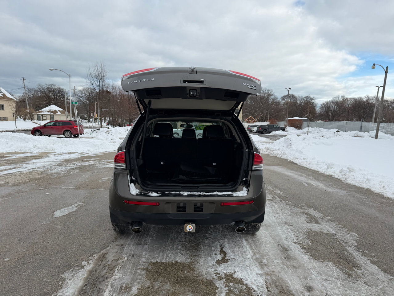 Used 2011 Lincoln MKX AWD w/ 102A Rapid Spec Order Code image 8