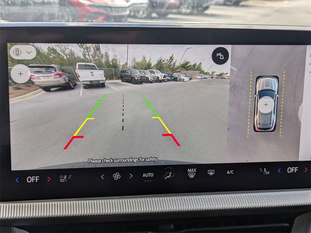 Used 2025 Ford Explorer ST-Line w/ ST-Line Street Pack image 15