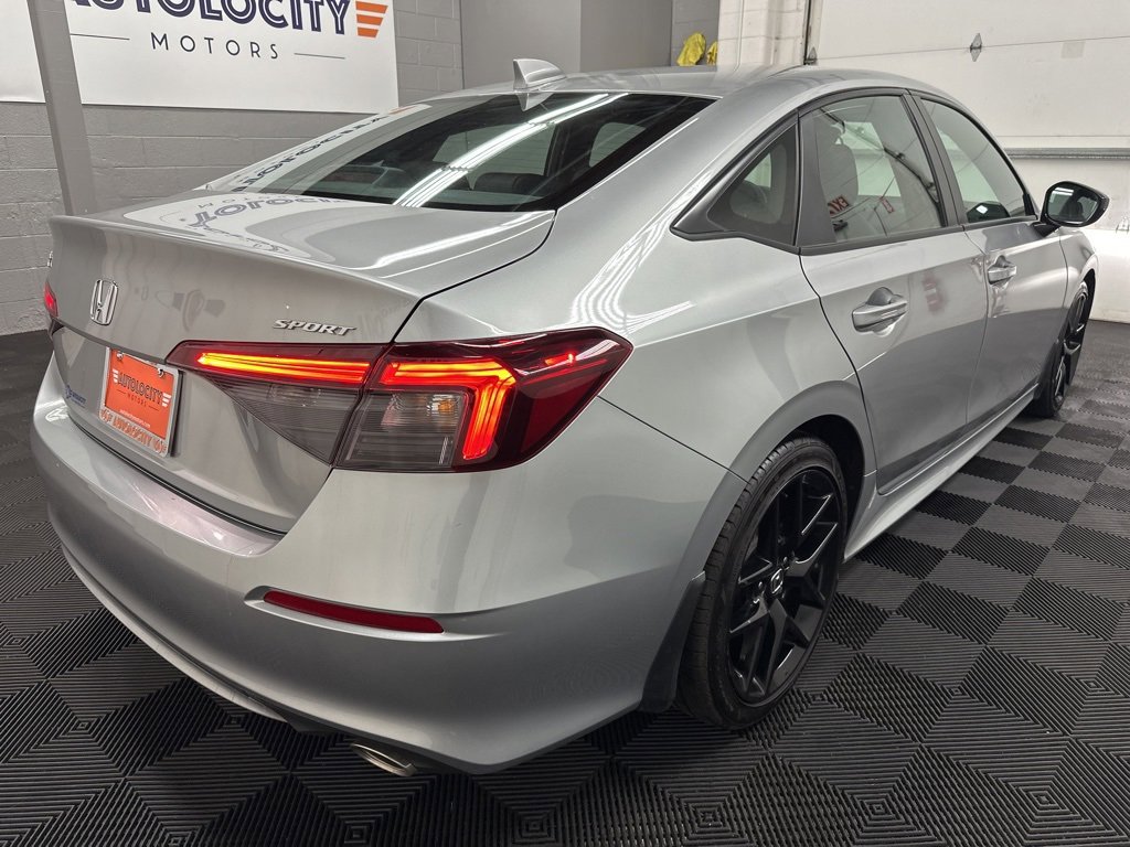Used 2025 Honda Civic Sport image 10