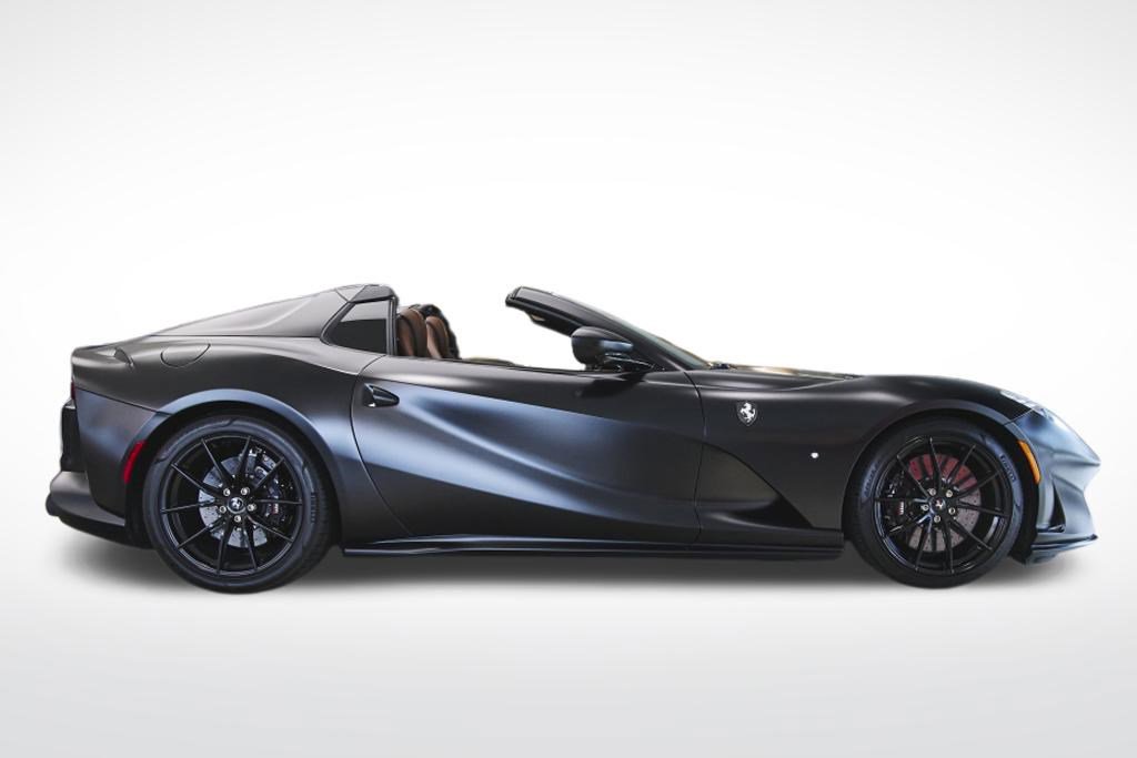 Used 2022 Ferrari 812 GTS image 6