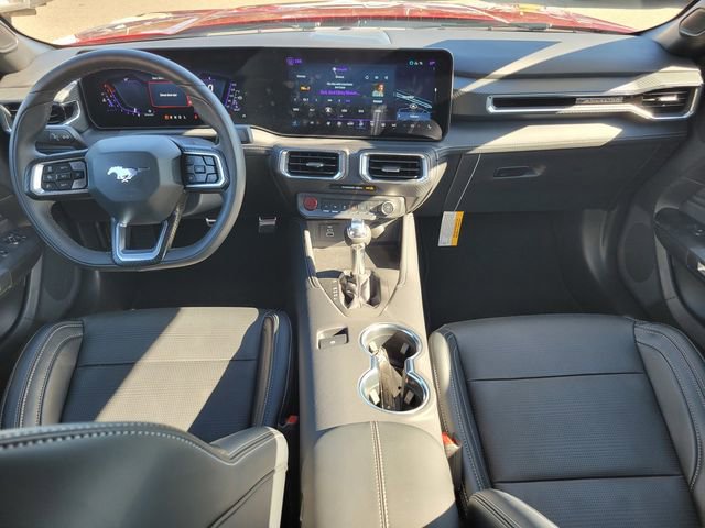 Used 2025 Ford Mustang Premium image 14
