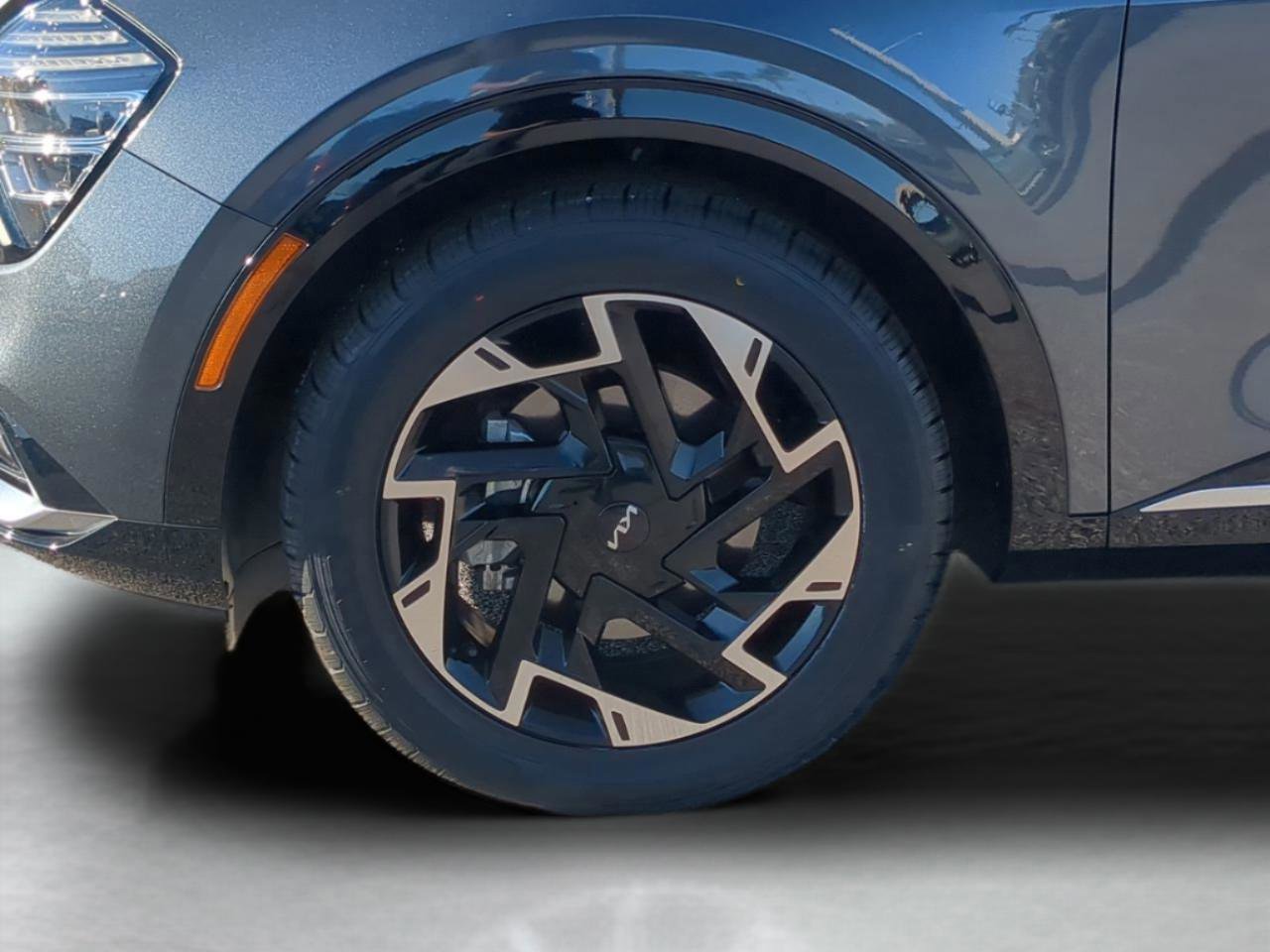 New 2026 Kia Sportage EX AWD/4WD image 24