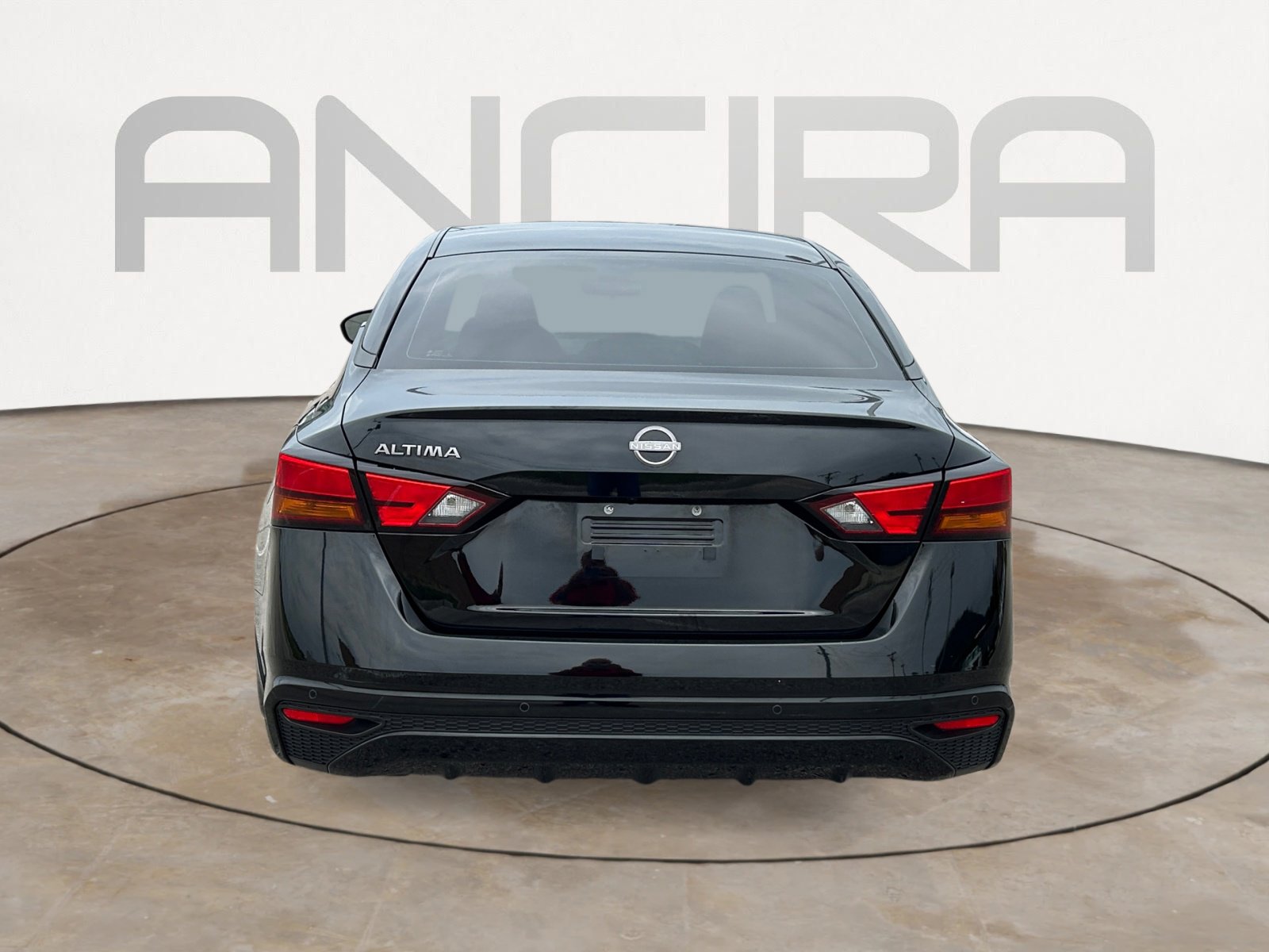 Used 2024 Nissan Altima 2.5 S FWD image 9