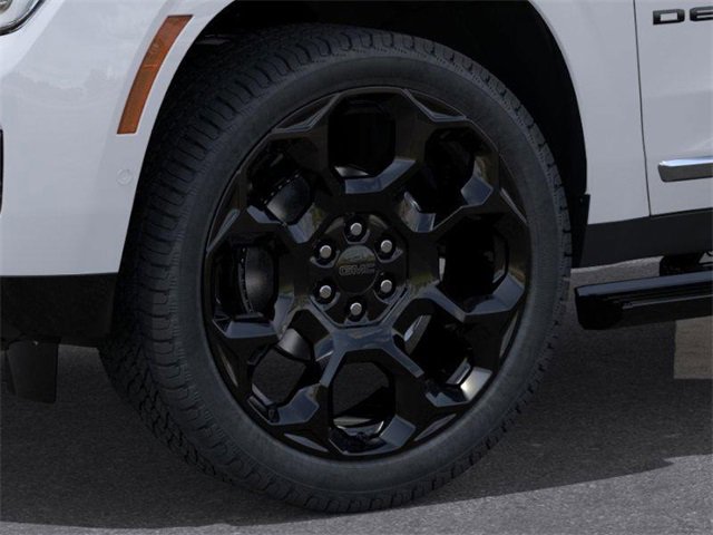 New 2026 GMC Yukon XL Denali w/ Denali Reserve Package image 9