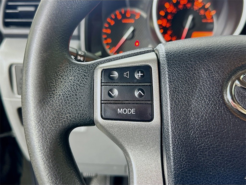 Used 2013 Toyota 4Runner SR5 image 21