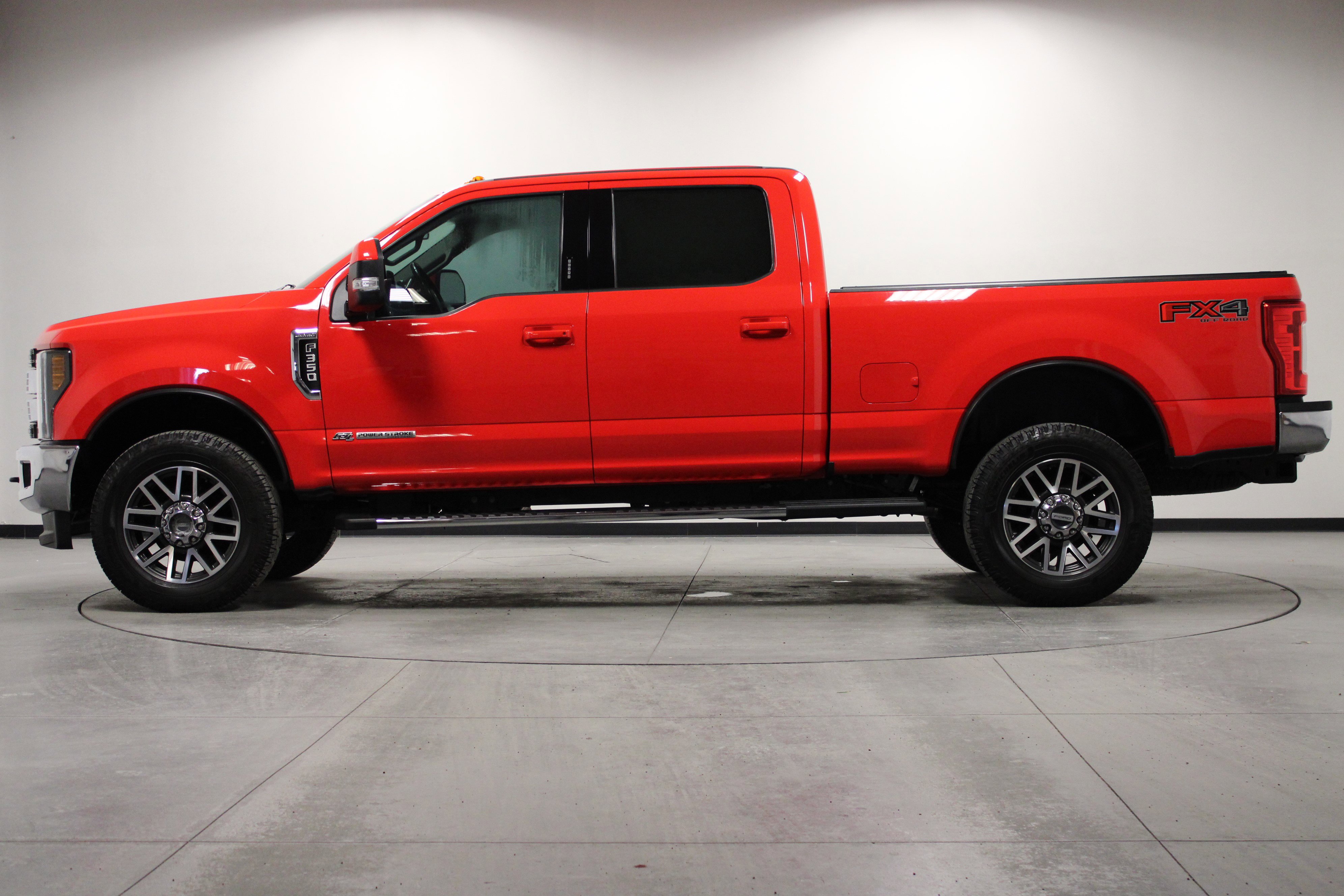 Used 2019 Ford F250 Lariat w/ Lariat Value Package image 7