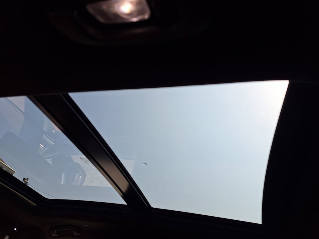 Certified 2023 Cadillac XT5 Premium Luxury image 9