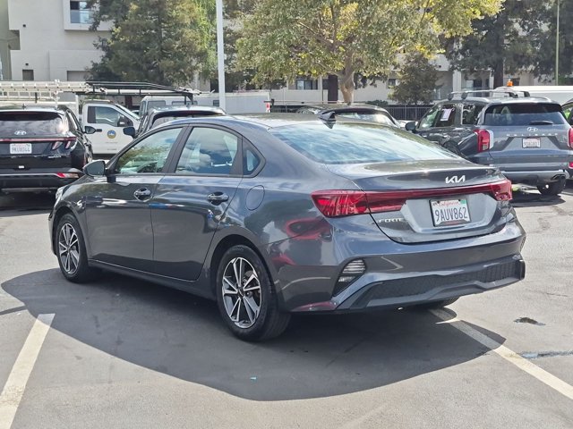Used 2022 Kia Forte LXS FWD image 8