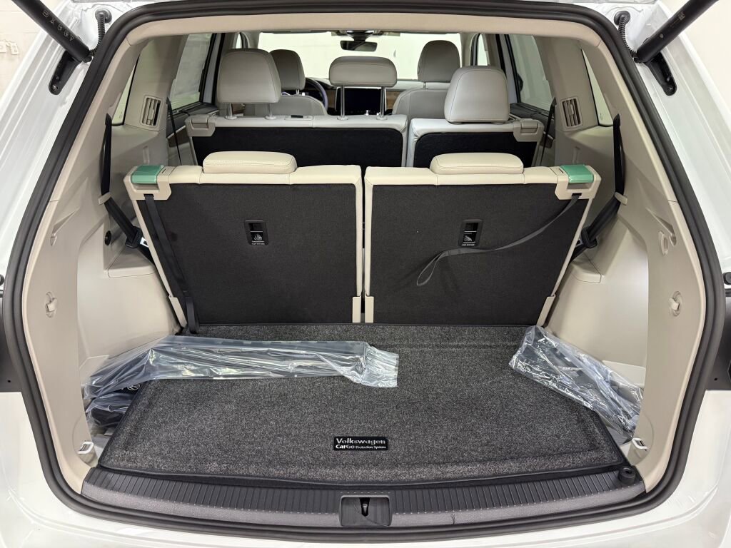 New 2026 Volkswagen Atlas SE image 9