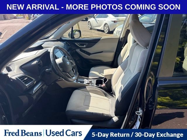 Used 2019 Subaru Forester Premium w/ All-Weather Package AWD/4WD image 11
