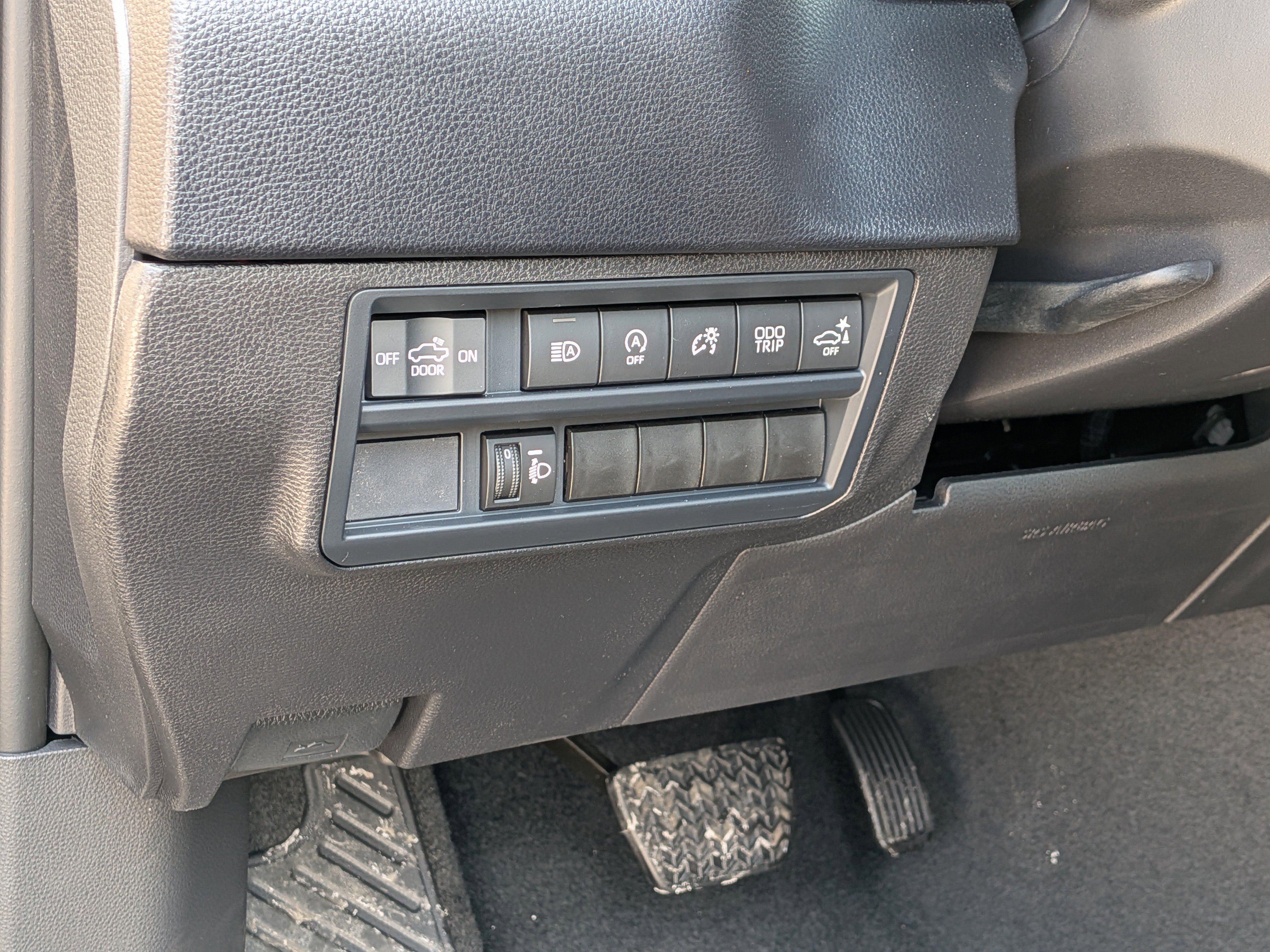 New 2026 Toyota Tundra SR5 w/ SR5 Convenience Package image 11