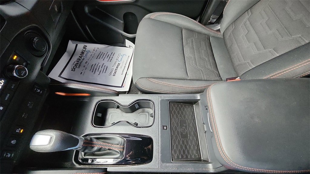 Used 2022 Nissan Frontier PRO-4X image 24